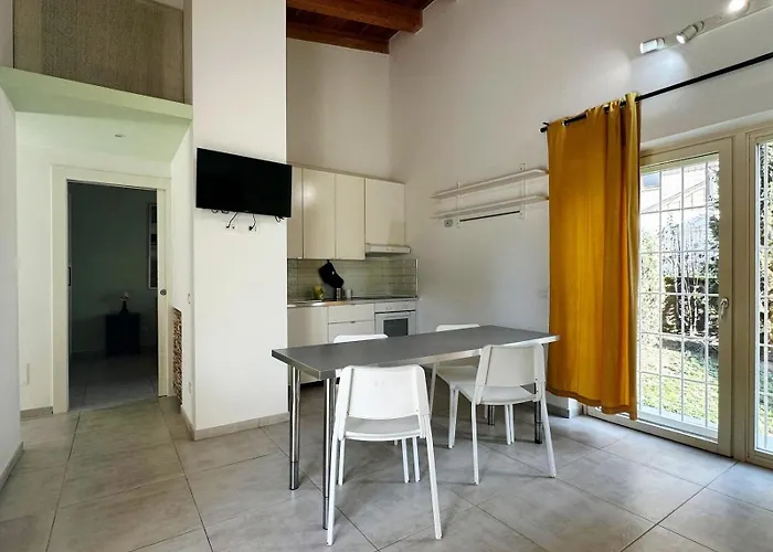 Апартаменты Bed&bikerome Paolucci Чезано